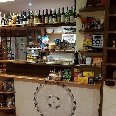 Caligola Resort Рим Екстер'єр фото