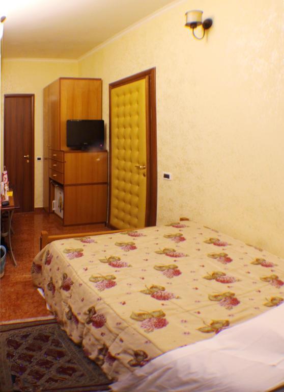 Caligola Resort Рим Екстер'єр фото